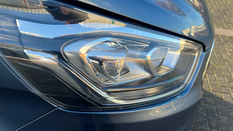 Ford Transit Custom 300 L1 Diesel Fwd 2.0 EcoBlue 130ps Low Roof Limited Van